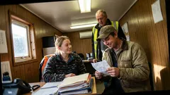 Tositarina: Maitotilan isäntä vaati miestä hoitamaan rahat – vastasin yhdellä lauseella