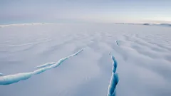 Maapallon päiväntasaaja oli lukittuna kilometrien pituisen jääpeitteen alle: tutkijat paljastavat uuden totuuden planeetastamme