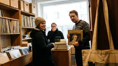 Lyhyt tarina: Kampin levykaupassa kuulin kysymyksen, joka jäi vaivaamaan koko viikoksi