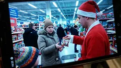 Lyhyt tarina: Tampereen marketin joulupukki kuuli lauseen, joka pysäytti jonon