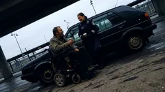 Lyhyt tarina: Lähdin ilman puhelinta töihin – ja aamuruuhka päätti toisin