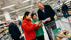 Lyhyt tarina: Kassalla ojennettiin kiinankielinen lappu – ja sitten kaikki muuttui