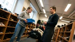 Lyhyt tarina: Tavaratalossa kaikki juoksivat vihkomiehen perässä – ja minä katosin