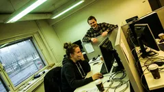 Lyhyt tarina: Yövuorossa Helsingissä yksi kysymys sai minut improvisoimaan