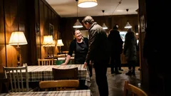 Lyhyt tarina: Joulupäivän hiljaisuus rikkoutui, kun ulko-ovi aukesi yllättävästi