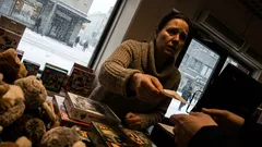 Tarina: Kassajonossa tapahtui jotain, mikä sai koko liikkeen hiljenemään