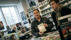 Tarina: Marraskuinen ilta Kampissa ja pyyntö, joka sai koko liikkeen hiljenemään