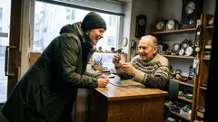 Lyhyttarina: Kelloni pysähtyi taas – ja savolainen kelloseppä pysäytti koko päivän