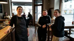 Lyhyt tarina: Tiistai-illan pöydässä kuulin kaksi eri totuutta