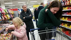 Pieni tarina: Perjantai-illan karkkihyllyllä joku sanoi jotain, mitä en odottanut