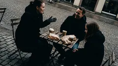 Tarina: Yksi puhelu Kuopion suunnalle sai avokonttorin hetkeksi hiljenemään