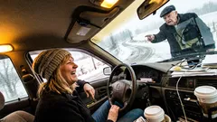 Tositarina: Eksyin pimeälle maantielle – ja sain vastauksen jota en odottanut