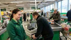 Tarina: Luulin nähneeni kaiken kassalla, kunnes eräs asiakas teki tämän