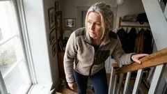 Ongelmia portaiden kiipeämisessä? Kokeile tätä niveliä vahvistavaa harjoitusta.