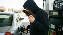 Tehokas ajaminen: Miten vähentää polttoaineen kulutusta yksinkertaisilla tavoilla?