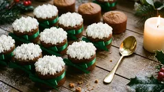 Minijoulumuffinssit kuivattujen hedelmien kera - resepti täydelliseen syötävään lahjaan.