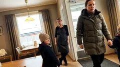 Lyhyt tarina: Asiakas sujautti käteeni setelin ja pyysi odottamaan minuutin