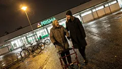 Lyhyt tarina: Mummon laulu, joka alkoi muuttua jokaisella askeleella