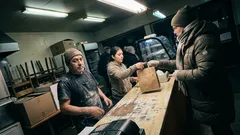 Lyhyt tarina: Pimeä Turku, yksi auki oleva ravintola ja outo pyyntö tiskillä