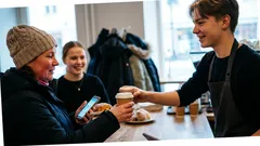 Lyhyt tarina: Asiakas vaati ”mochaa” ja koko kahvila pidätti hengitystään