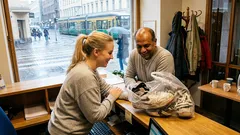 Lyhyt tarina: Sateinen puhelu hotellin vastaanotossa – ja pyyntö, jota en odottanut