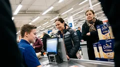 Tarina: Kanta-asiakas marssi taas valittamaan – mutta tällä kertaa joku oli varautunut