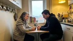 Tositarina: Yhtenä iltana tajusin, ettei lapsuudenystäväni tuntenut minua enää