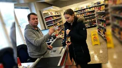 Lyhyt tarina: Yksi kortti tiskillä ja koko ilta meni uusiksi