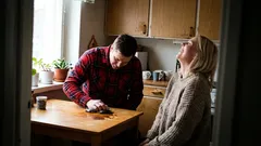 Tositarina: Illallinen, jota isän yksi sana muutti vuosikymmeniksi