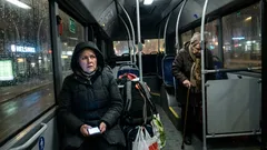 Lyhyt tarina: Marraskuun bussimatkalla tapahtui jotain, joka jäi painamaan mieltäni