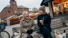 Tositarina: Mummoni pieraisi käräjäsalissa – ja silloin opin, miten oikeus oikeasti toimii