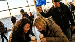 Lyhyt tarina: Lento viivästyi, ja portilla kuulin lauseen, jota en unohda