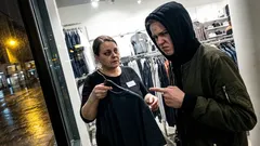 Lyhyt tarina: Yksi sana hintalapussa sai asiakkaan raivostumaan Kampissa