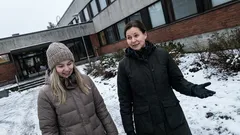 Tarina: Fysiikan ope räjähti minulle kesken tunnin—en tajunnut miksi ennen kansliaa