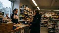 Lyhyt tarina: Fossiilisetti kassalla ja yksi kysymys, jota en odottanut