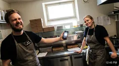 Lyhyt tarina: viimeisellä viikolla pizzavuoropäällikkönä sain puhelun, jota en unohda