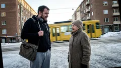 Lyhyt tarina: Jouluaattona outo puhelu venyi liian pitkäksi – ja siksi muistan sen yhä