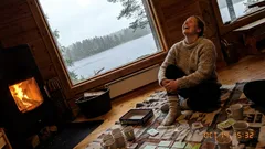 Lyhyt tarina: Sateinen mökkipäivä, yksi nolo isä-vitsi ja yllättävä muisto lapsuudesta